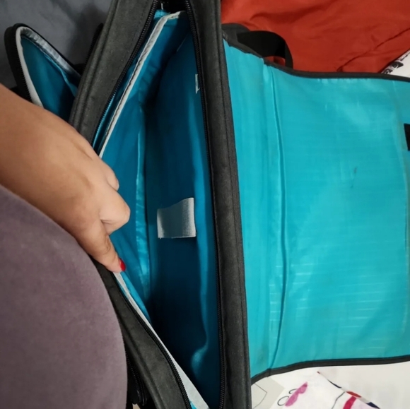 Laptop Bag Kroser for 17 inch laptops (used, good condition, no box nor tags) - Picture 10 of 13